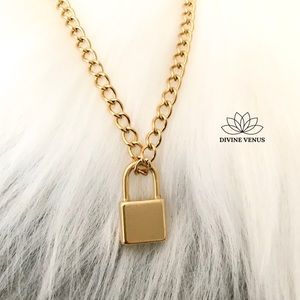 Lock Necklace 🔒 Gold Plated Stainless Steel
